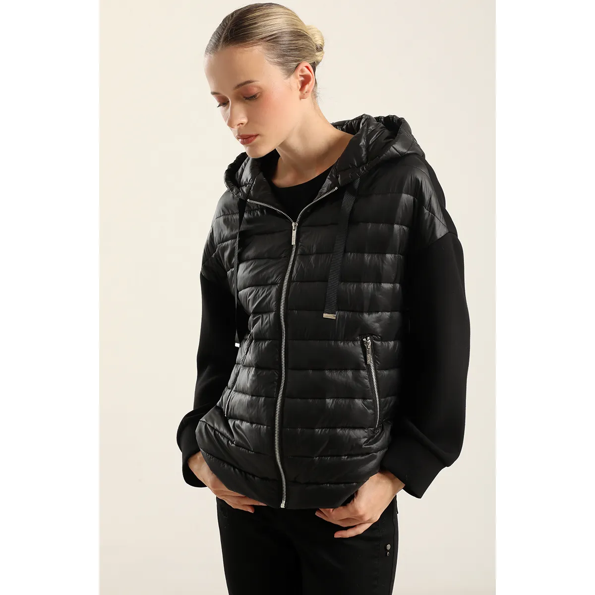 LIOLA - Parka Acolchada Combinada, Negro Liola
