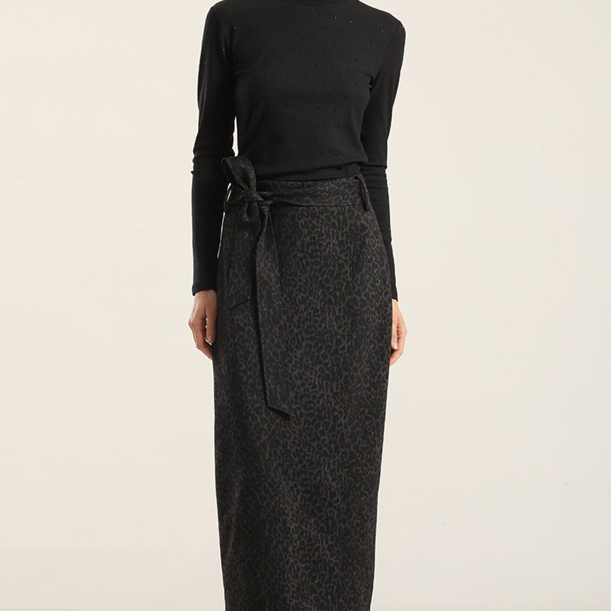 LIOLA - Falda Midi Animal Print, Negro Liola