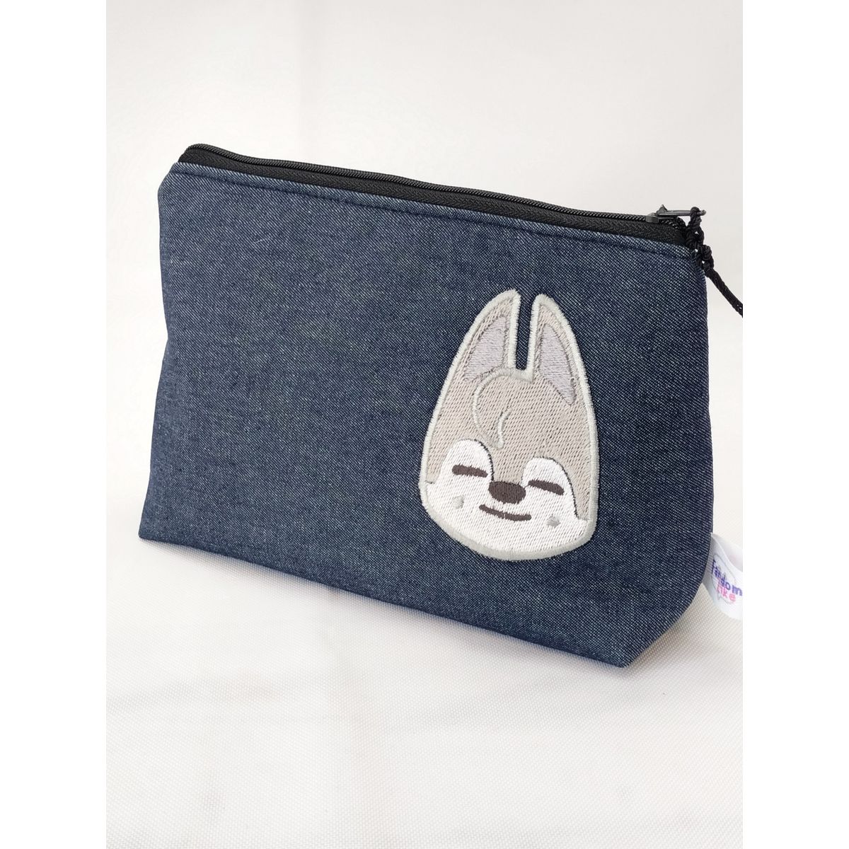 GENERICO - Estuche Bordado Skzoo - Wolfchan Jean