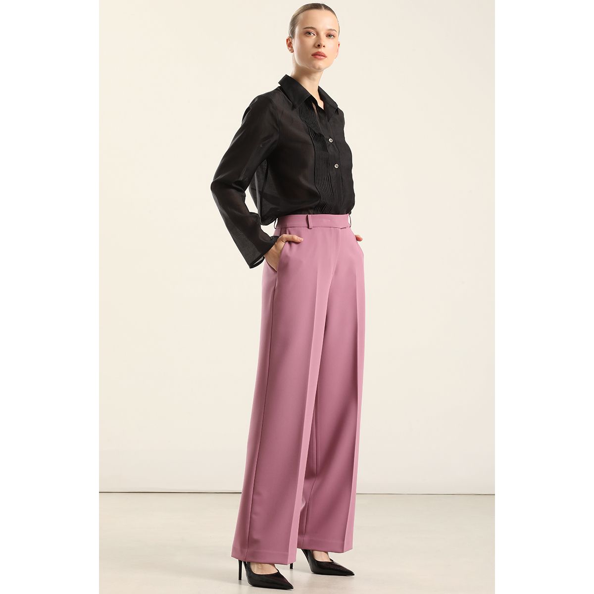 LIOLA - Pantalón recto, tiro alto, rosa Liola