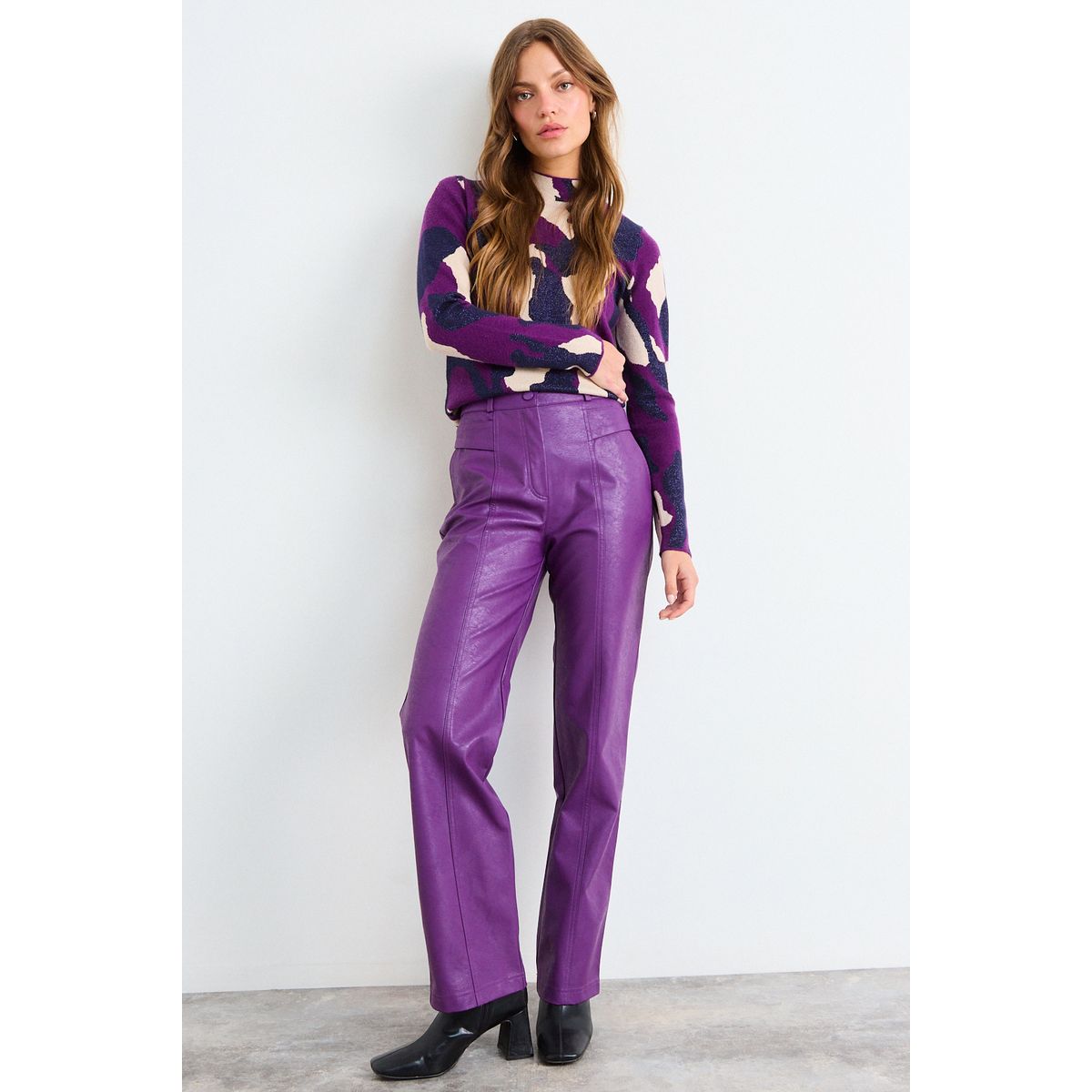 IO - Pantalon Liso Mujer Morado Io