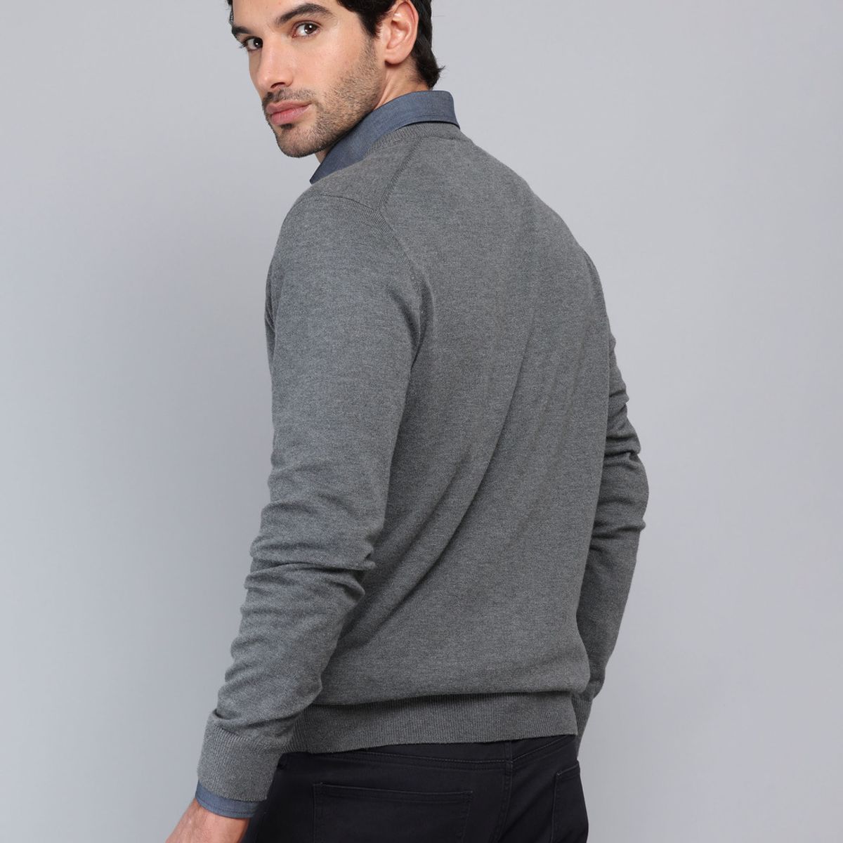 PIERO BUTTI - Sweater Liso Cuello V Piero Butti PIERO BUTTI