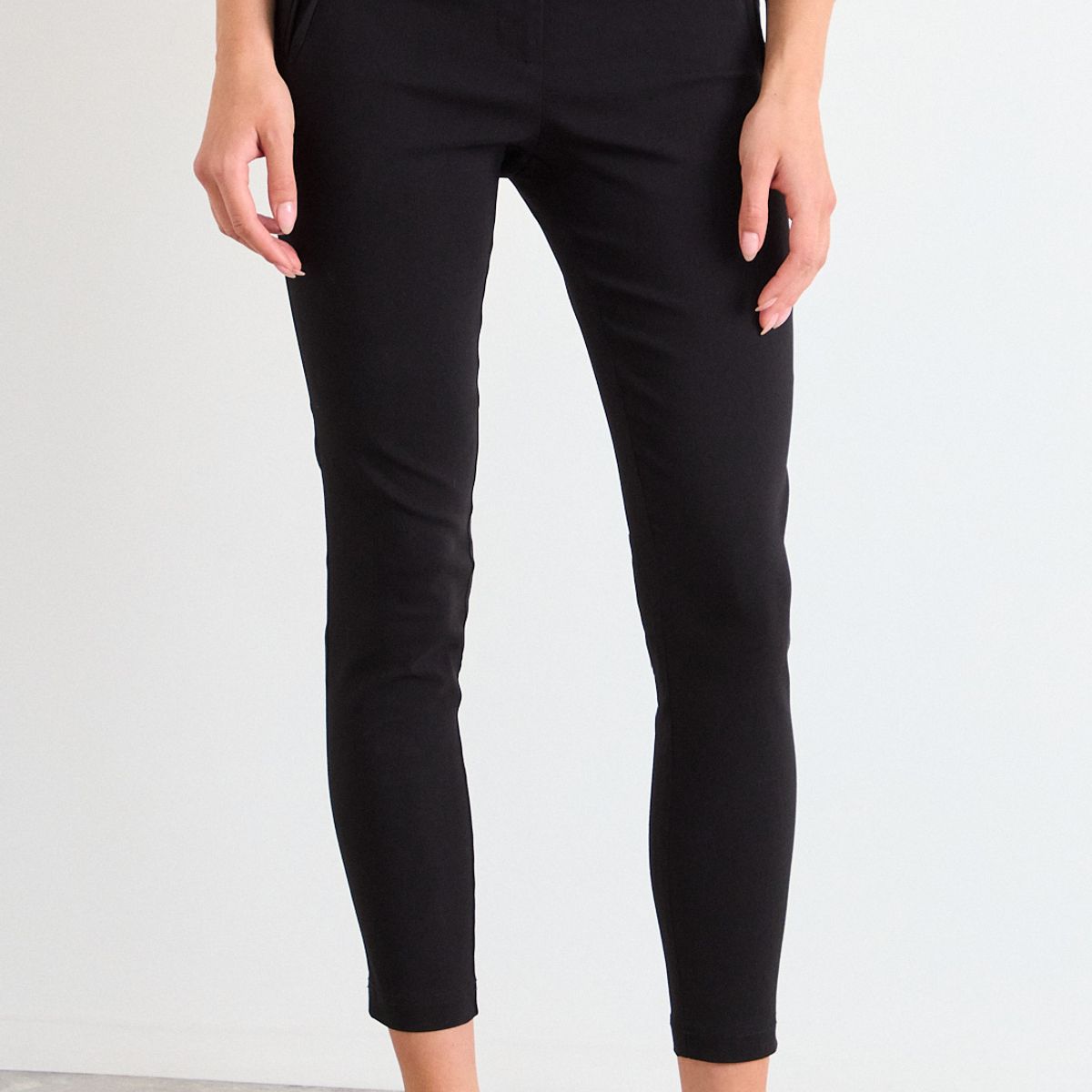 IO - Calza Lisa Mujer Negro Io