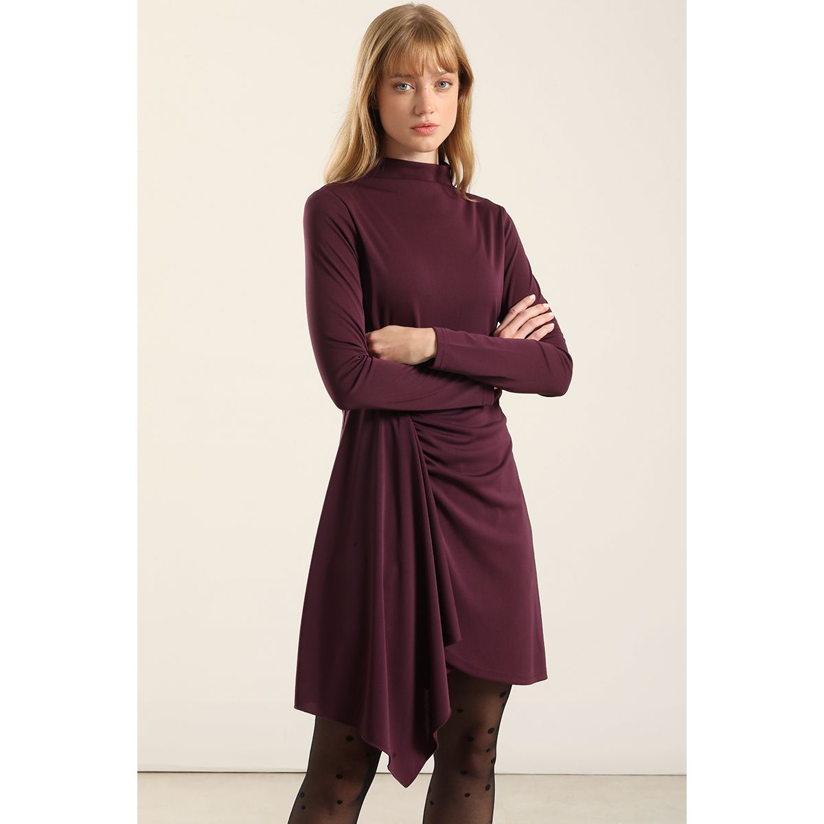 LIOLA - Vestido Con Rucha, Ciruela Liola
