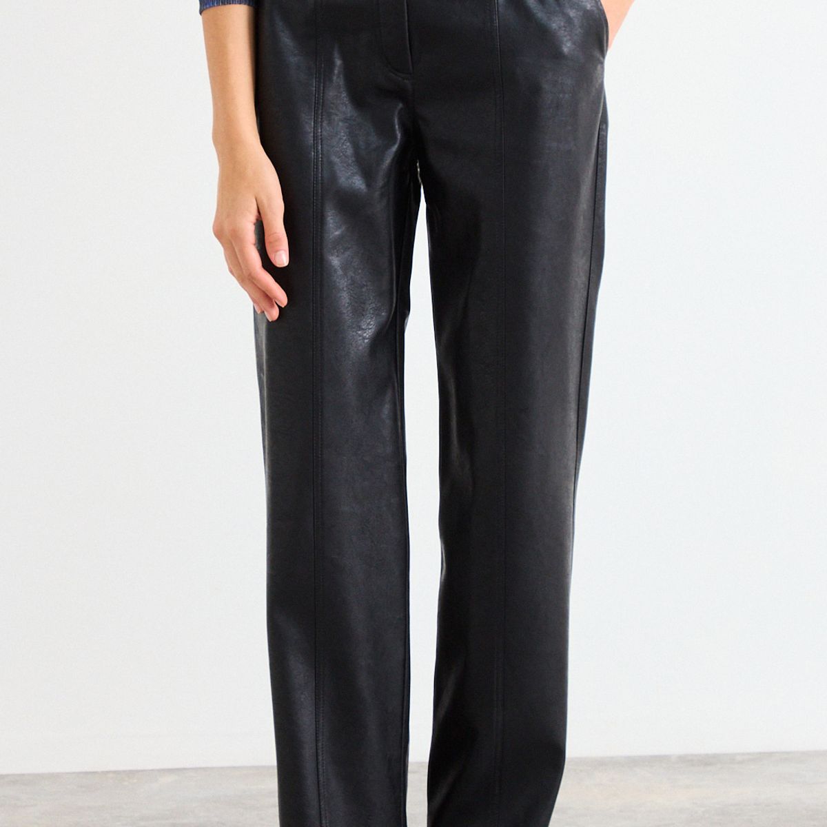 IO - Pantalon Liso Mujer Negro Io