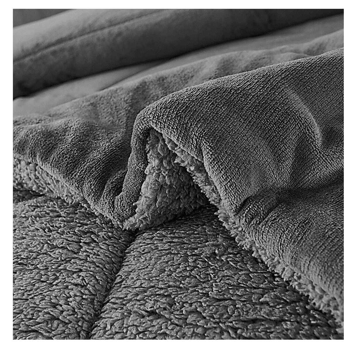 GENERICO - PLUMON CON CHIPORRO PLUSH DISEÑO GRIS HOJAS ELEGANTE 2 PLAZAS  GSOL