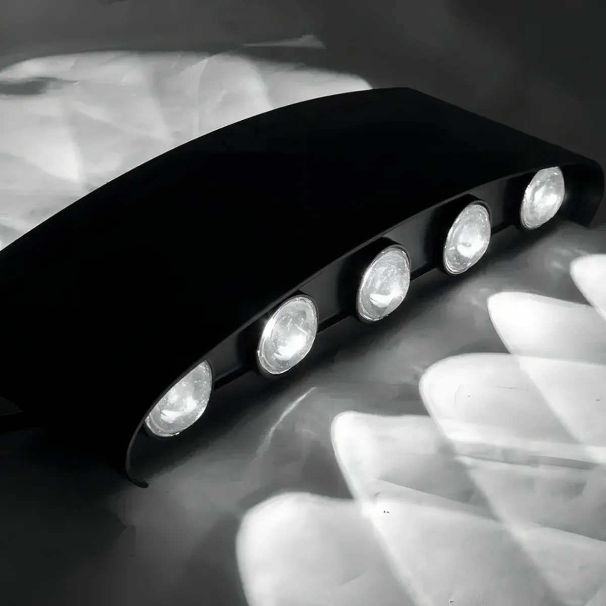 GENERICO - Luz Foco Aplique Para Pared Led 20 Watts Exterior Luz Fria Estructura NEGRO - 295091