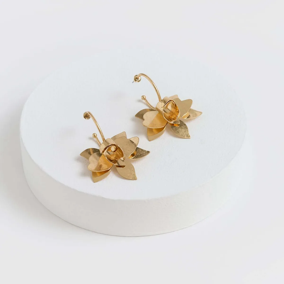 LOUNGE - Aros Mujer Argolla Flor