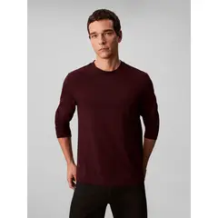 CALVIN KLEIN - Polera de Algodón Premium En Tejido Interlock Burdeo