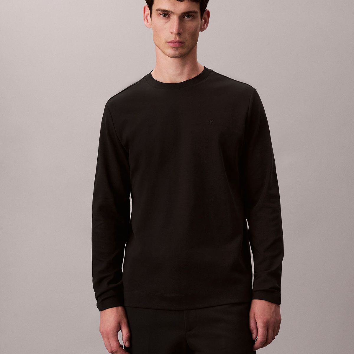 CALVIN KLEIN - Polera de Algodón Premium En Tejido Interlock Negro Calvin Klein