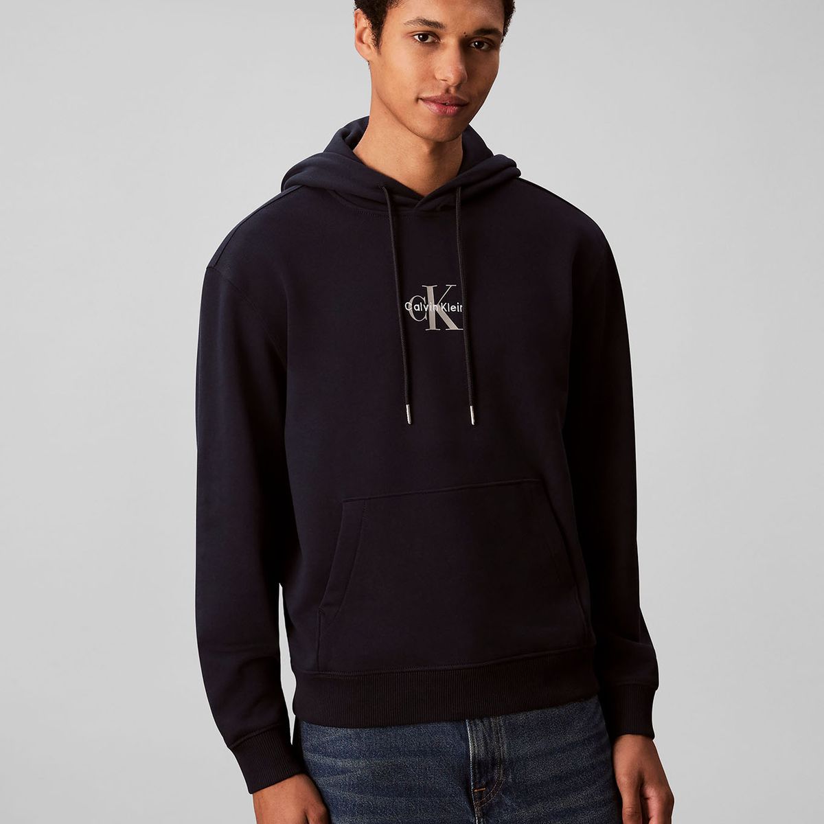 CALVIN KLEIN - Polerón con Gorro y Logo