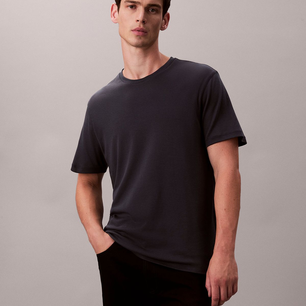 CALVIN KLEIN - Polera de Algodón Supima de Cuello Redondo Azul Calvin Klein