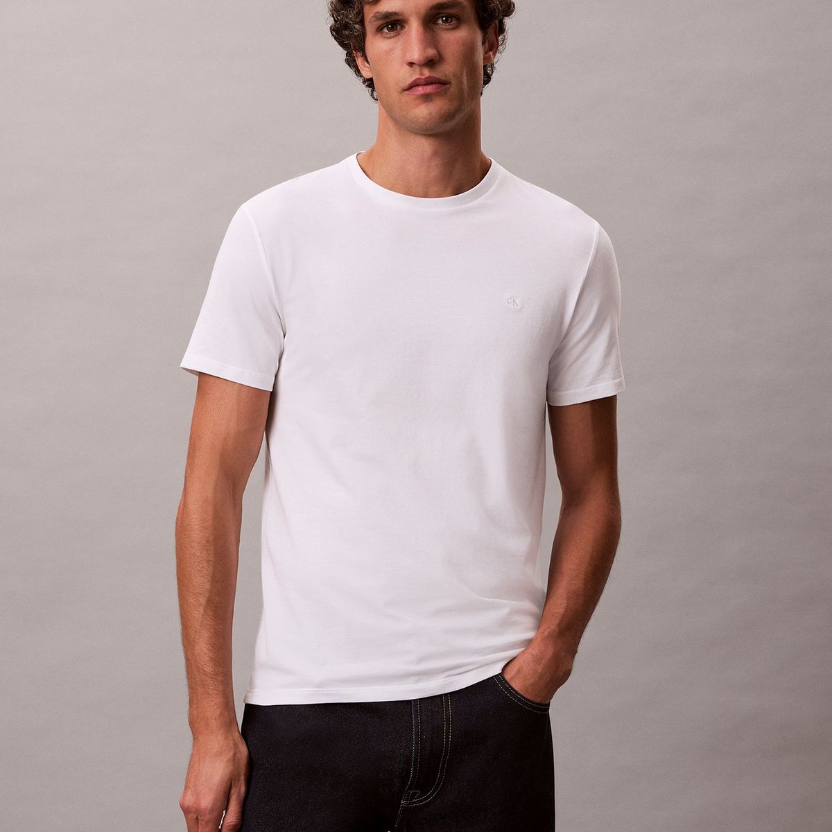 CALVIN KLEIN - Polera Slim de Manga Corta Blanco Calvin Klein