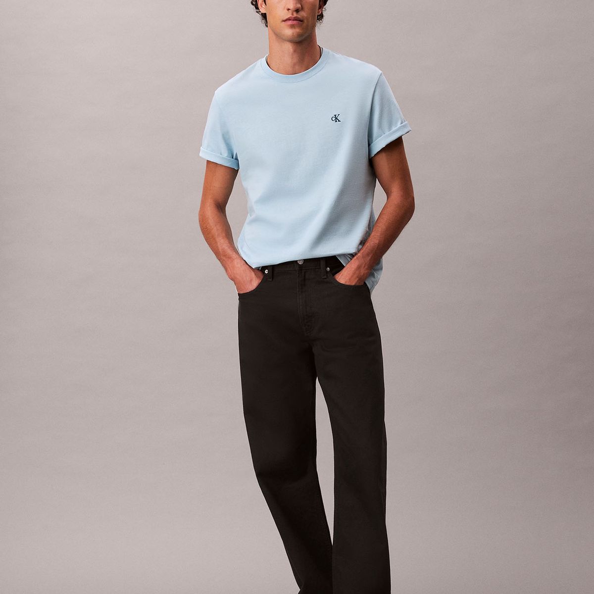 CALVIN KLEIN - Polera Regular con Monograma Bordado Celeste Calvin Klein