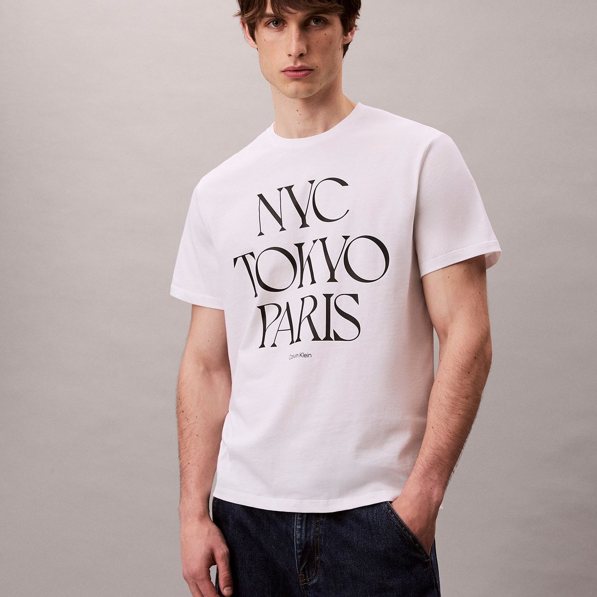 CALVIN KLEIN - Polera con Gráfico Flagship City Blanco Calvin Klein