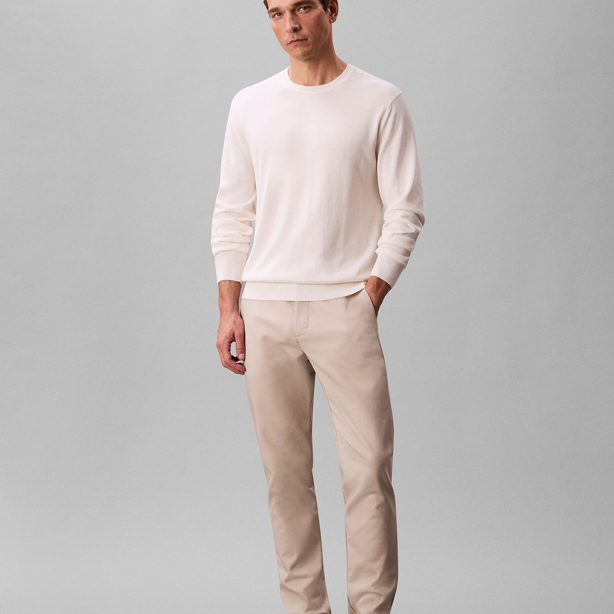 CALVIN KLEIN - Pantalón Slim en Tejido Técnico Elástico Beige Calvin Klein