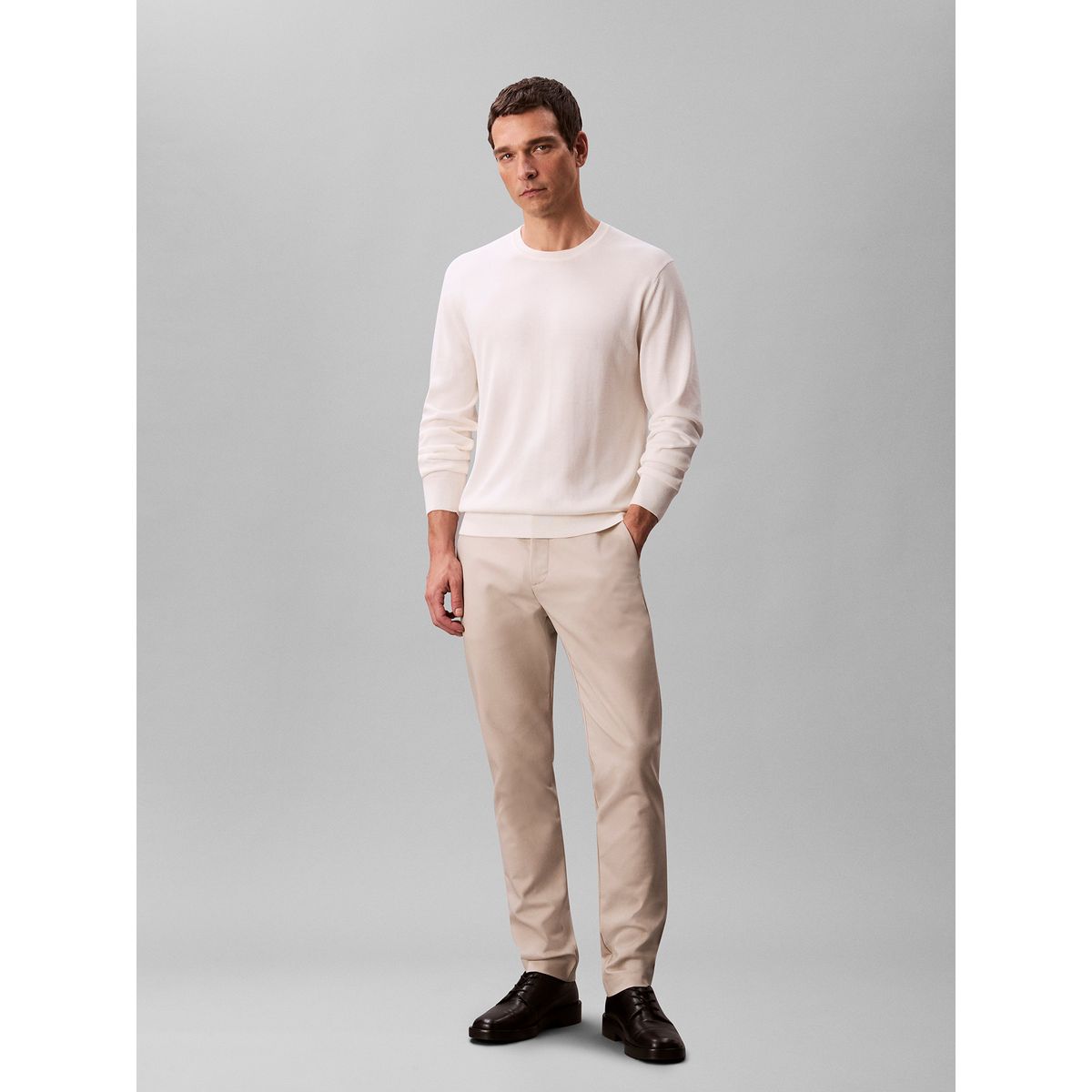 CALVIN KLEIN - Pantalón Slim en Tejido Técnico Elástico Beige Calvin Klein