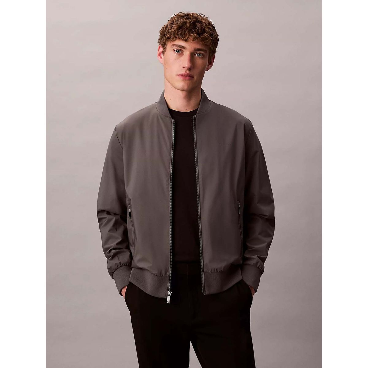 CALVIN KLEIN - Chaqueta Matte Bomber Gris Calvin Klein