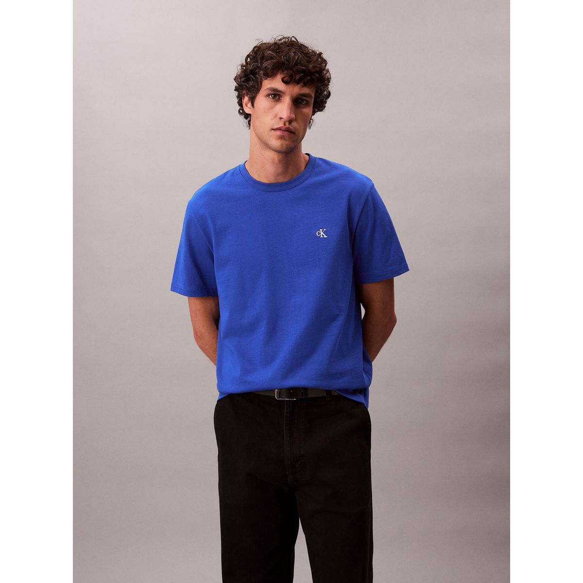 CALVIN KLEIN - Polera Regular con Monograma Bordado Azul Calvin Klein