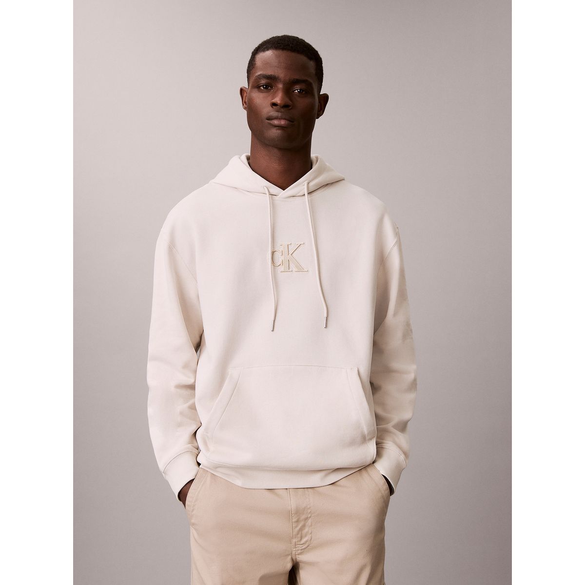 CALVIN KLEIN - Polerón con Gorro y Monograma Beige Calvin Klein