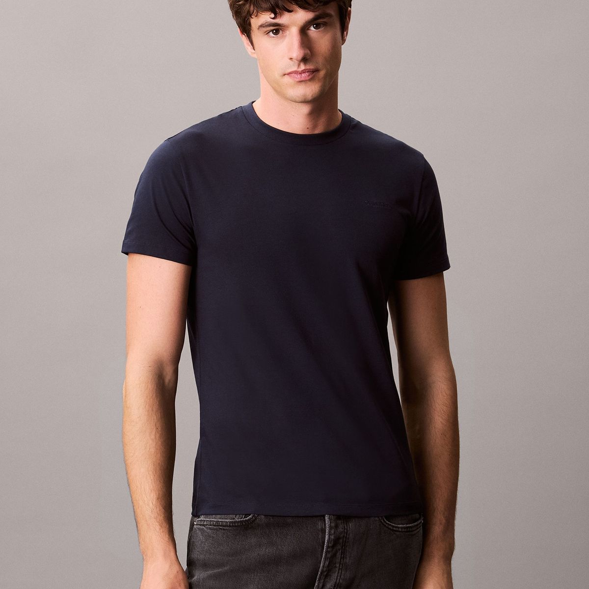 CALVIN KLEIN - Polera Slim de Manga Corta Azul Calvin Klein