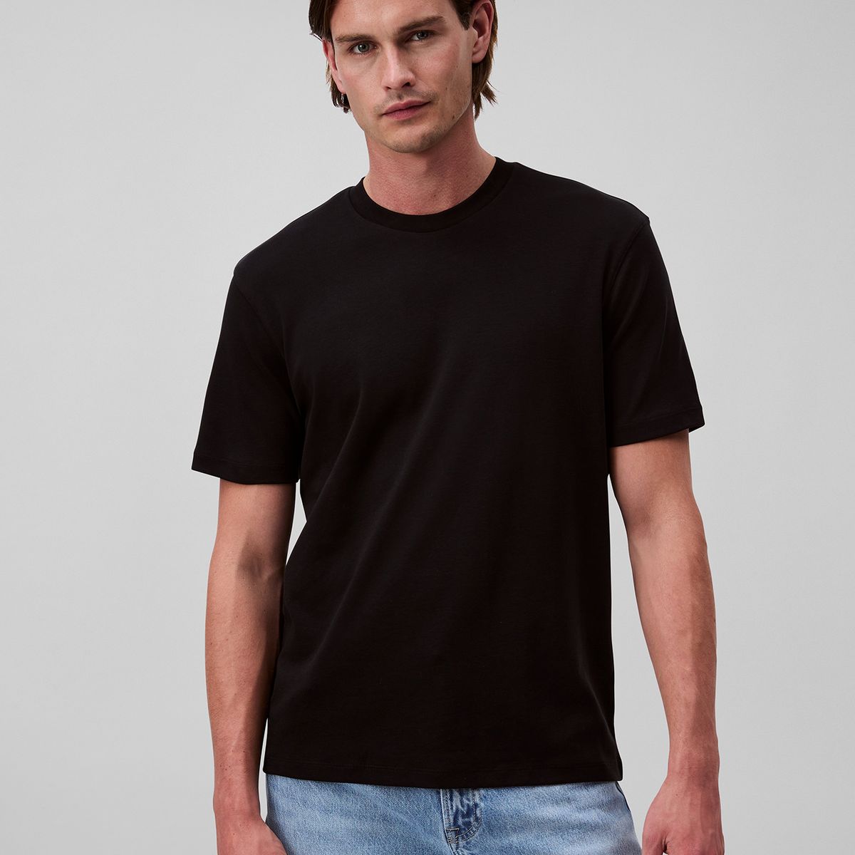 CALVIN KLEIN - Polera de Algodón Supima de Cuello Redondo Negro Calvin Klein