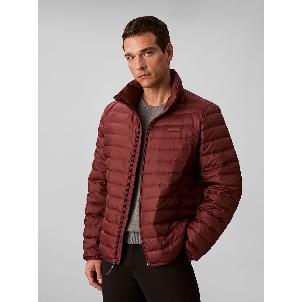 CALVIN KLEIN - Parka Puffer Ligera de Nailon Burdeo Calvin Klein