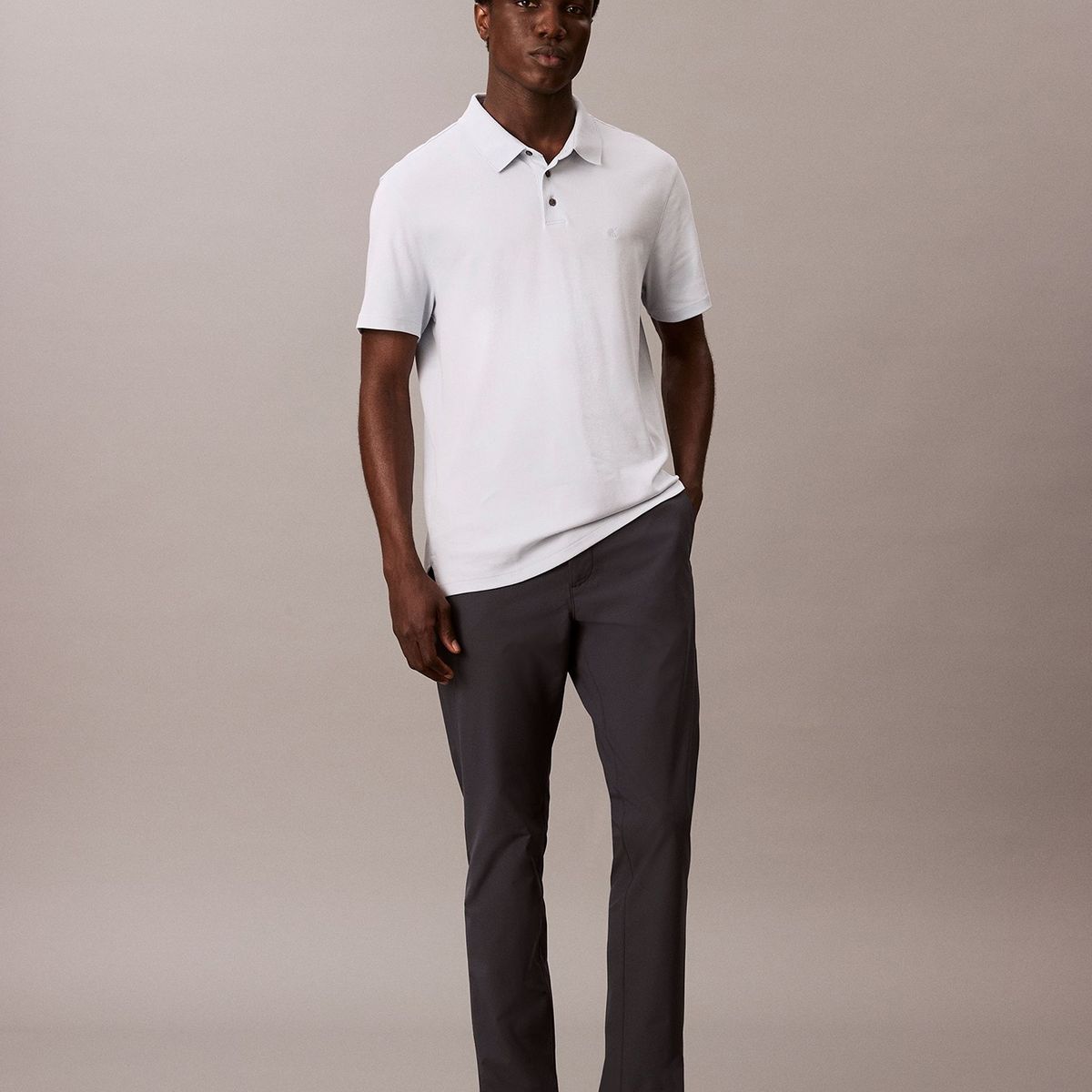 CALVIN KLEIN - Pantalón Slim en Tejido Técnico Elástico Azul Calvin Klein