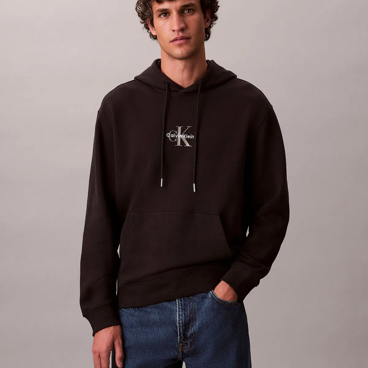 CALVIN KLEIN - Polerón con Gorro y Logo