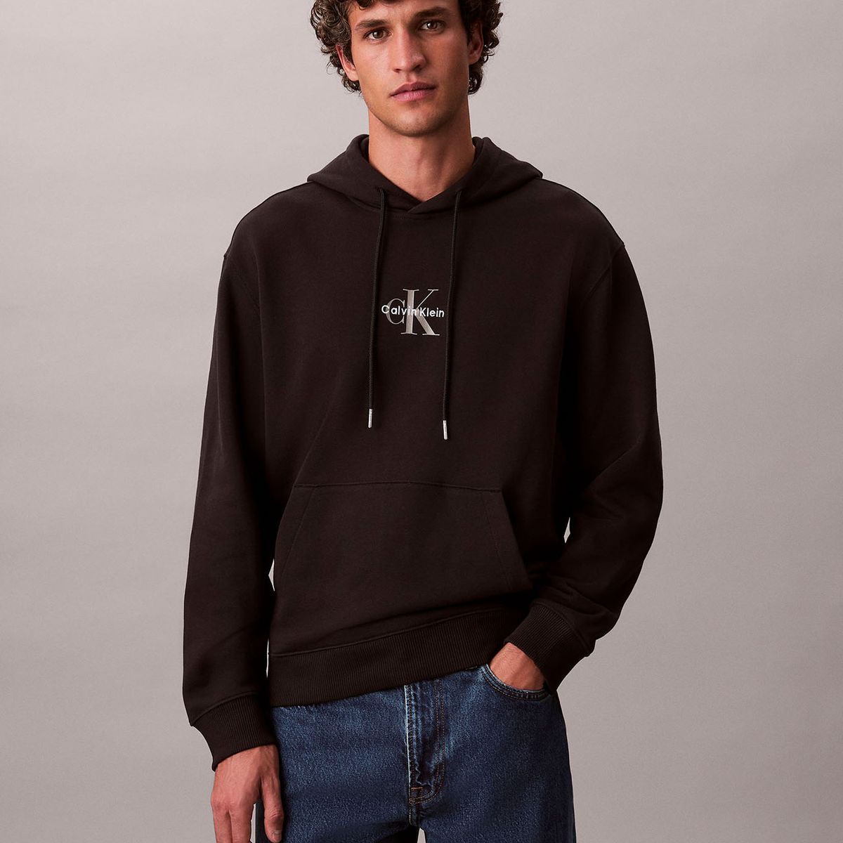 CALVIN KLEIN - Polerón con Gorro y Logo