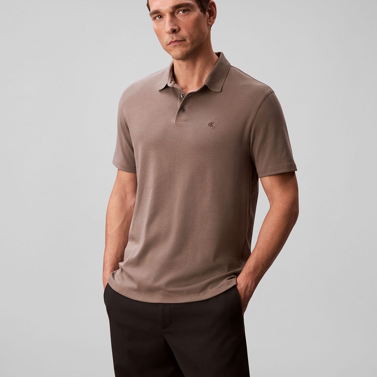 CALVIN KLEIN - Polo de Algodón Pima Cafe Calvin Klein