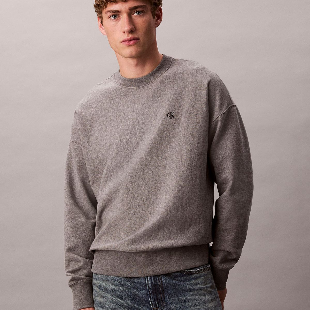 CALVIN KLEIN - Polerón de Felpa de Tejido Premium Gris Calvin Klein