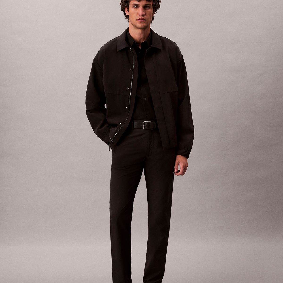 CALVIN KLEIN - Pantalón de Corte Slim en Tejido Técnico Elástico Negro Calvin Klein