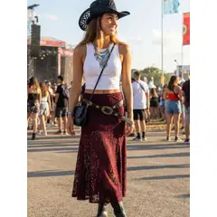 ANONIMASTORE - Falda Encaje Palooza Burdeo