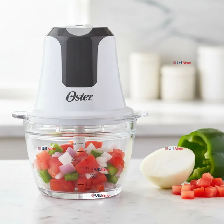 OSTER Mini picadora Oster® 3 tazas con tazón de vidrio FPSTFP3340 Versión 2026