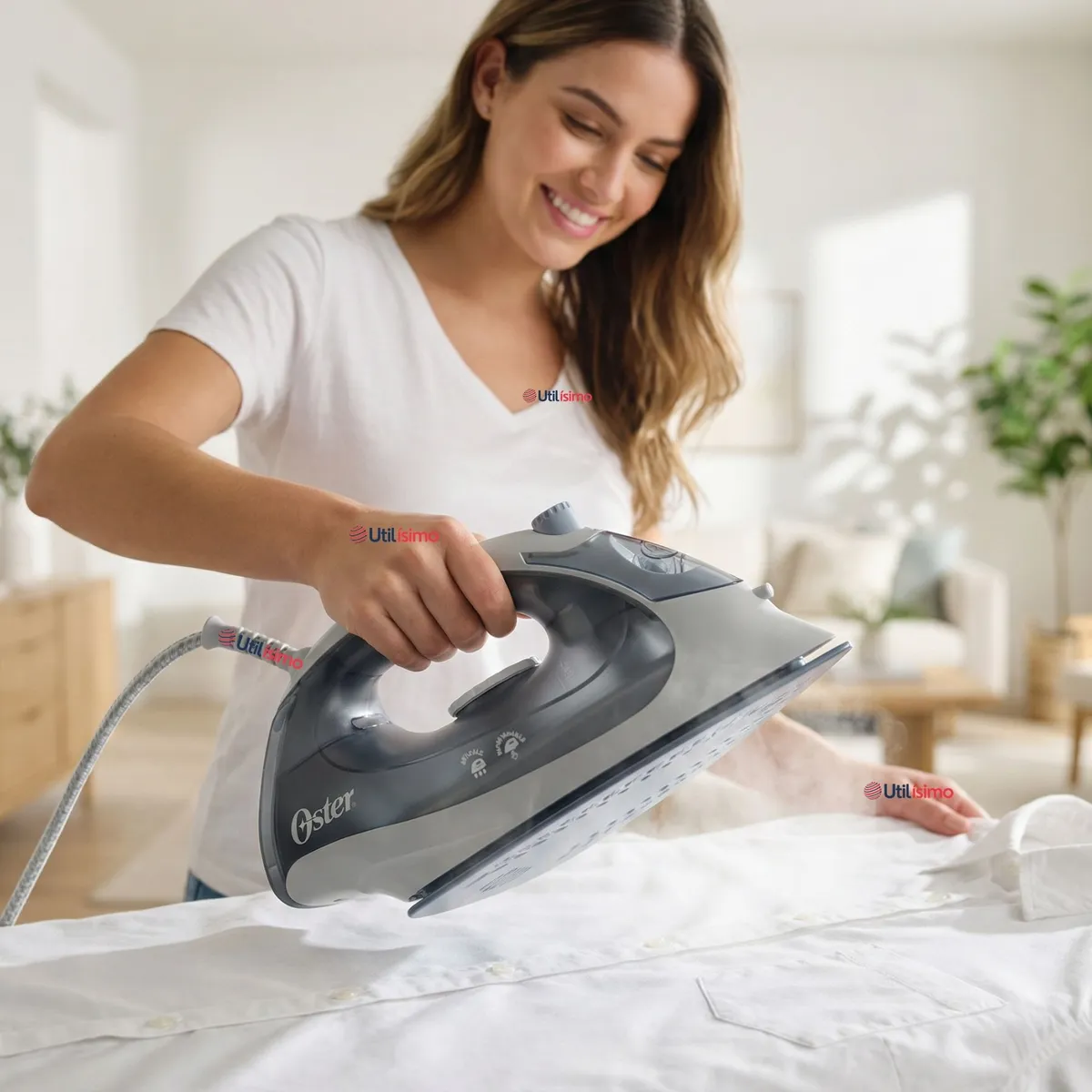 OSTER - Plancha de vapor Oster® compacta GCSTBS5001 Versión 2026