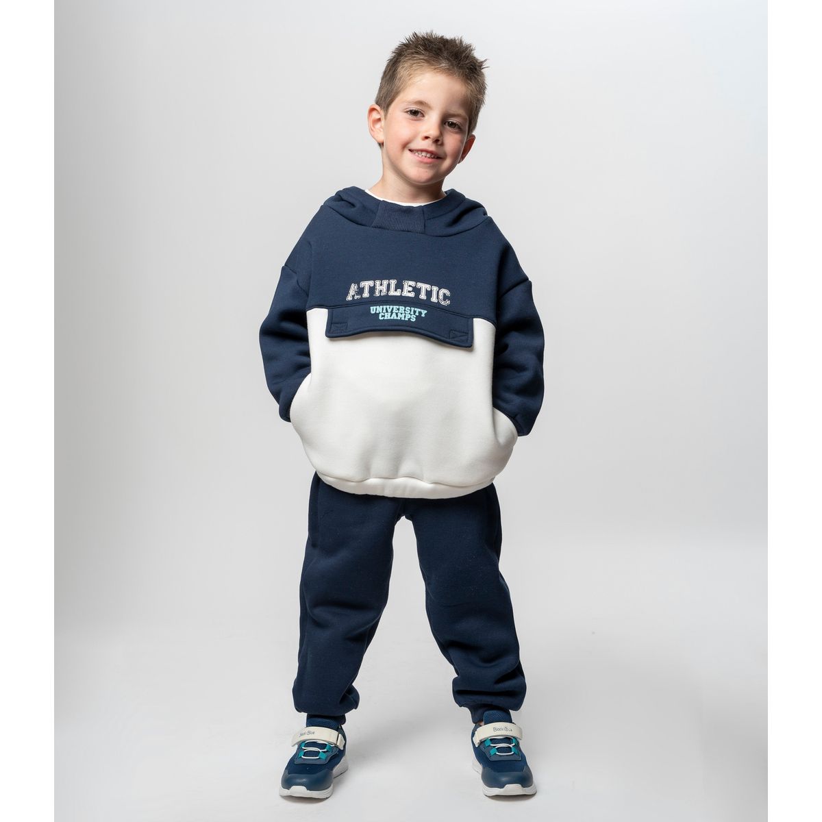 BLACK AND BLUE - Buzo niño athletic azul marino Black and Blue