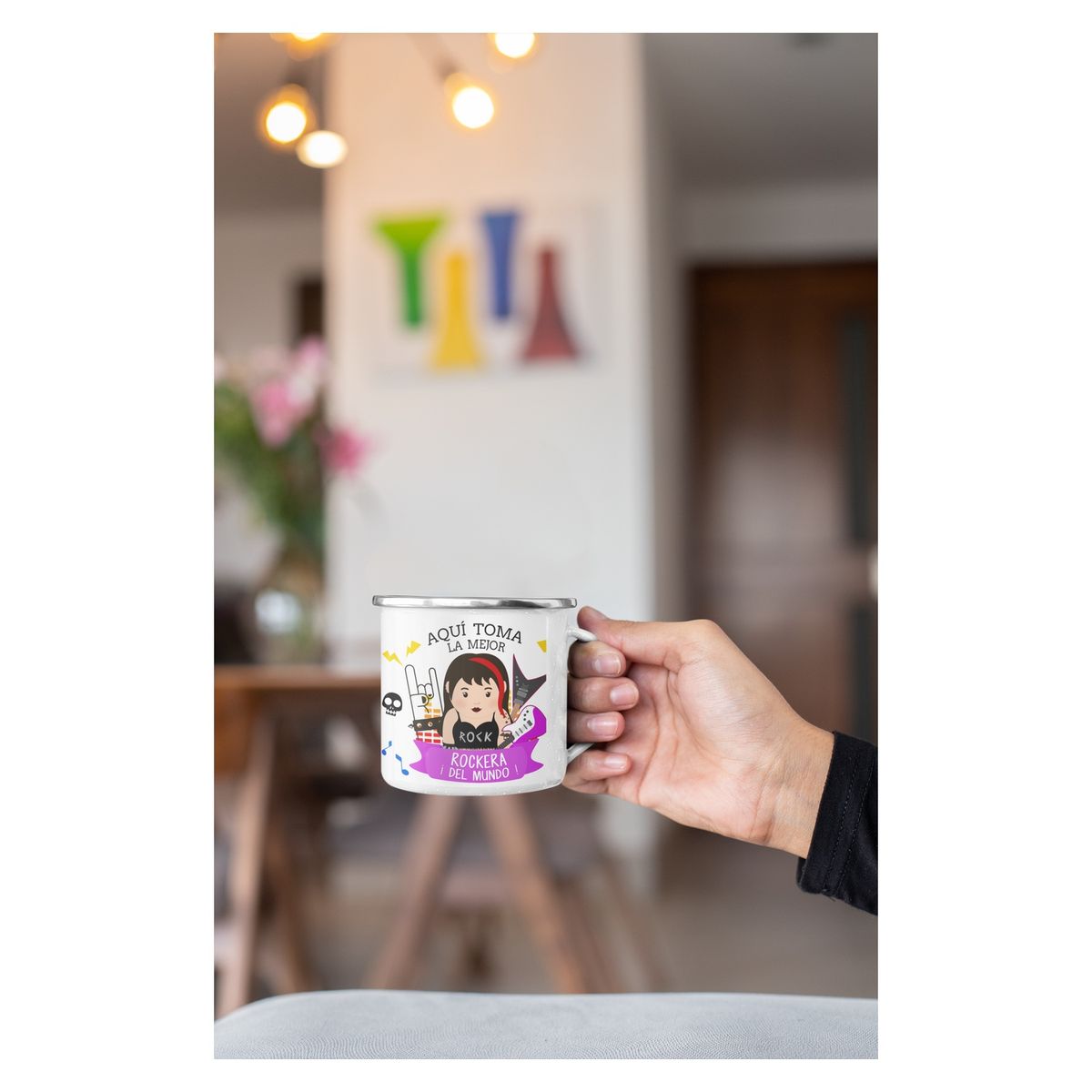 GENERICO - Taza Enlozada Estrella de Rock Femenina - Riffs y Rebeldía