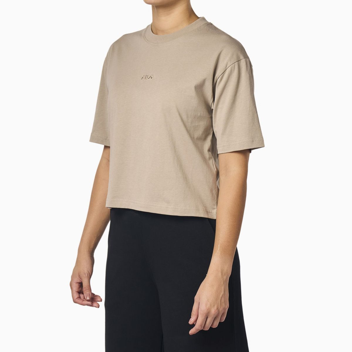 FILA - Polera Fila Cropped Comfort Classic Mujer Café