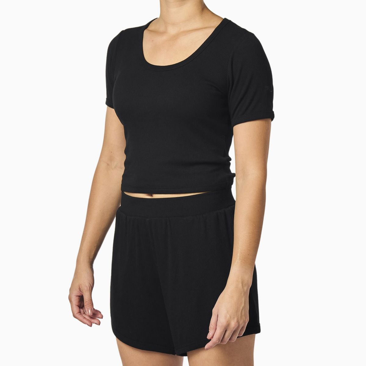FILA - Polera Fila Cropped Rib Mujer Negro