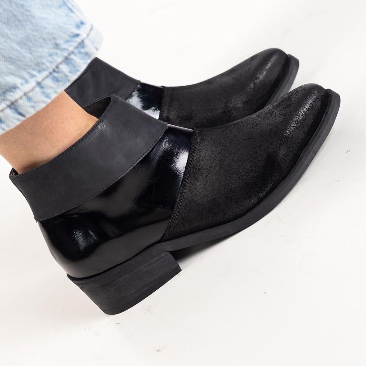 GIANI DAFIRENZE - Botin Cuero Mujer Camelia Negro