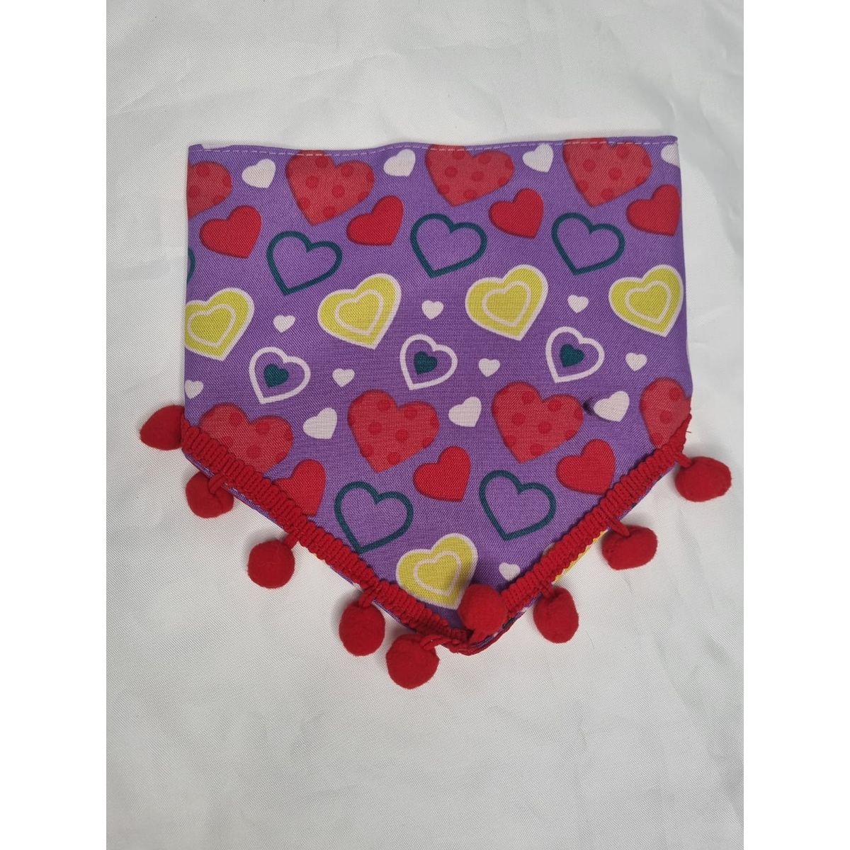 EL MUNDO DE EMMA - Bandana mascota morada corazones talla M