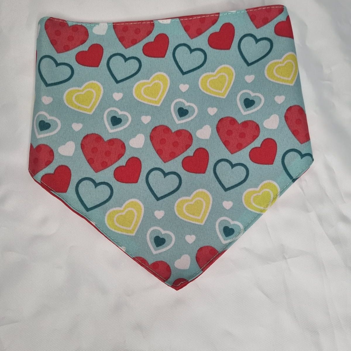 EL MUNDO DE EMMA - Bandana mascota menta corazones talla L
