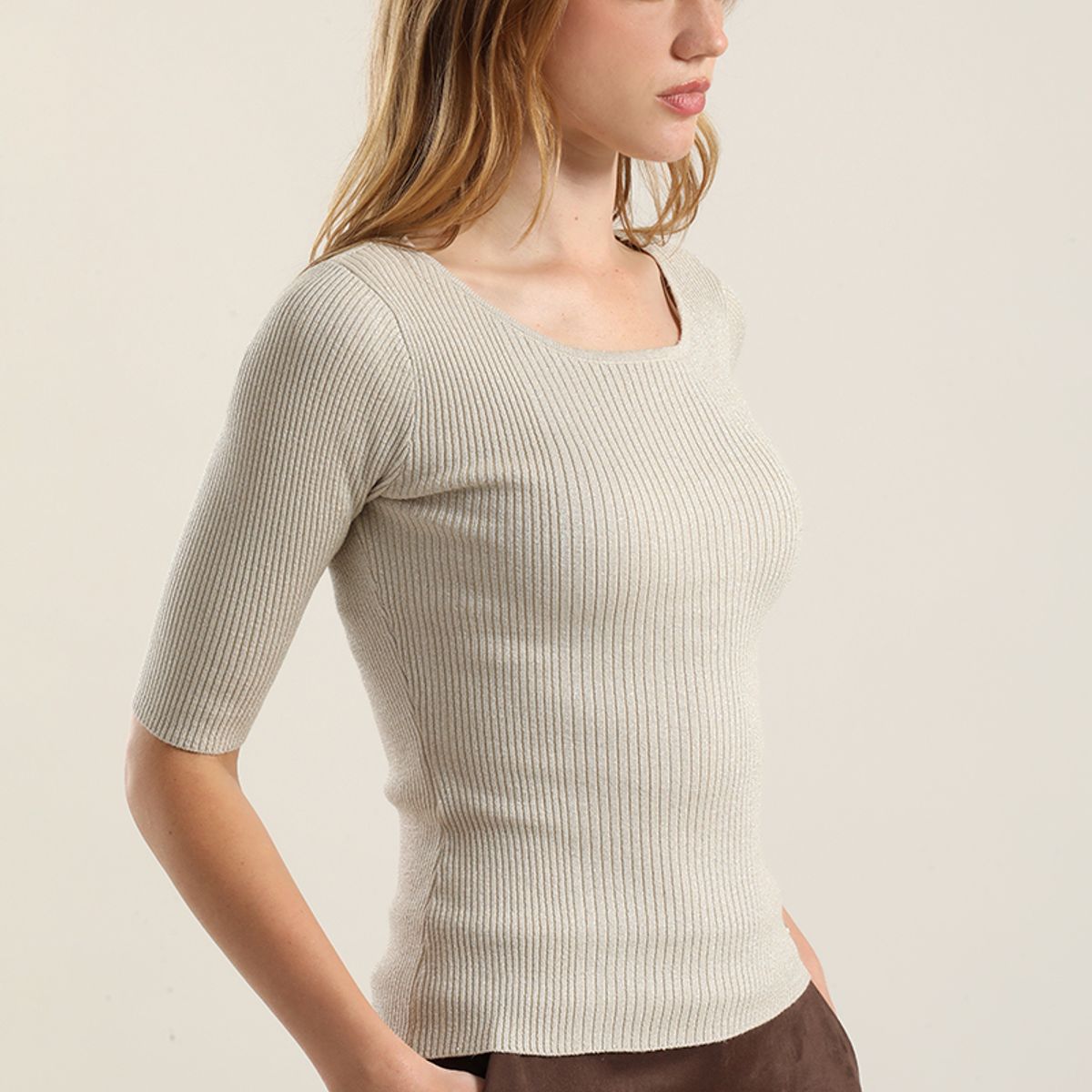 LIOLA - Top basico hilo metalizado, crudo Liola