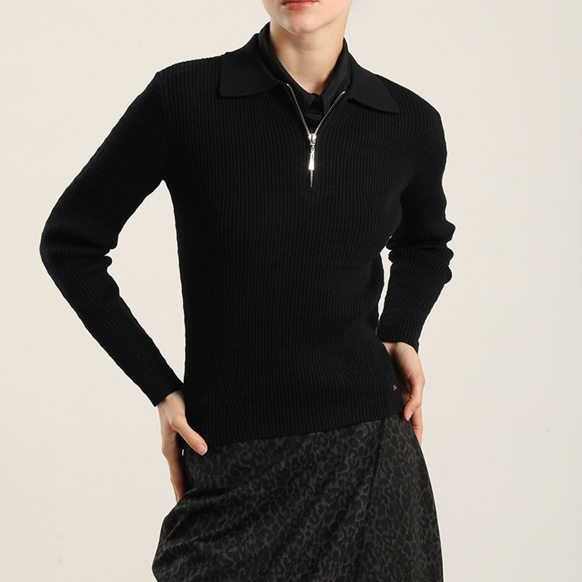 LIOLA - Jersey Punto Fantasia, Negro Liola
