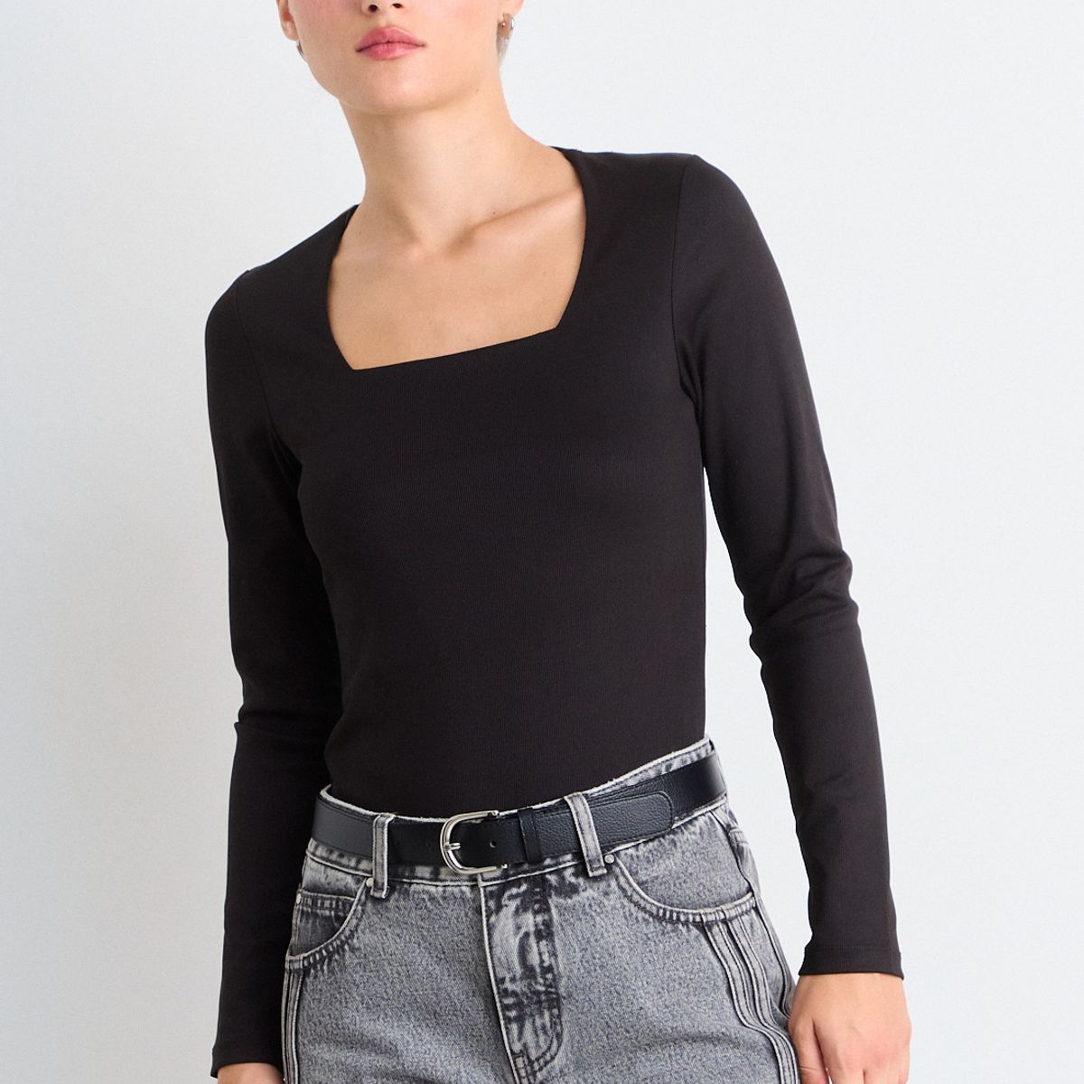 IO - Polera Manga Larga Mujer Negro Io