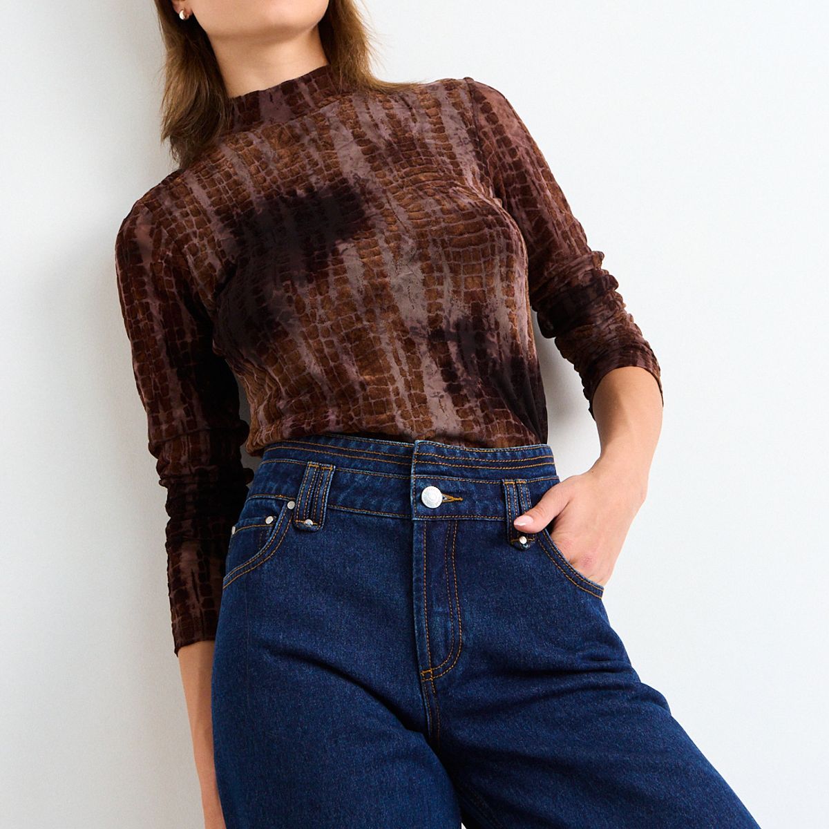 IO - Polera Fantasia Mujer Café Io