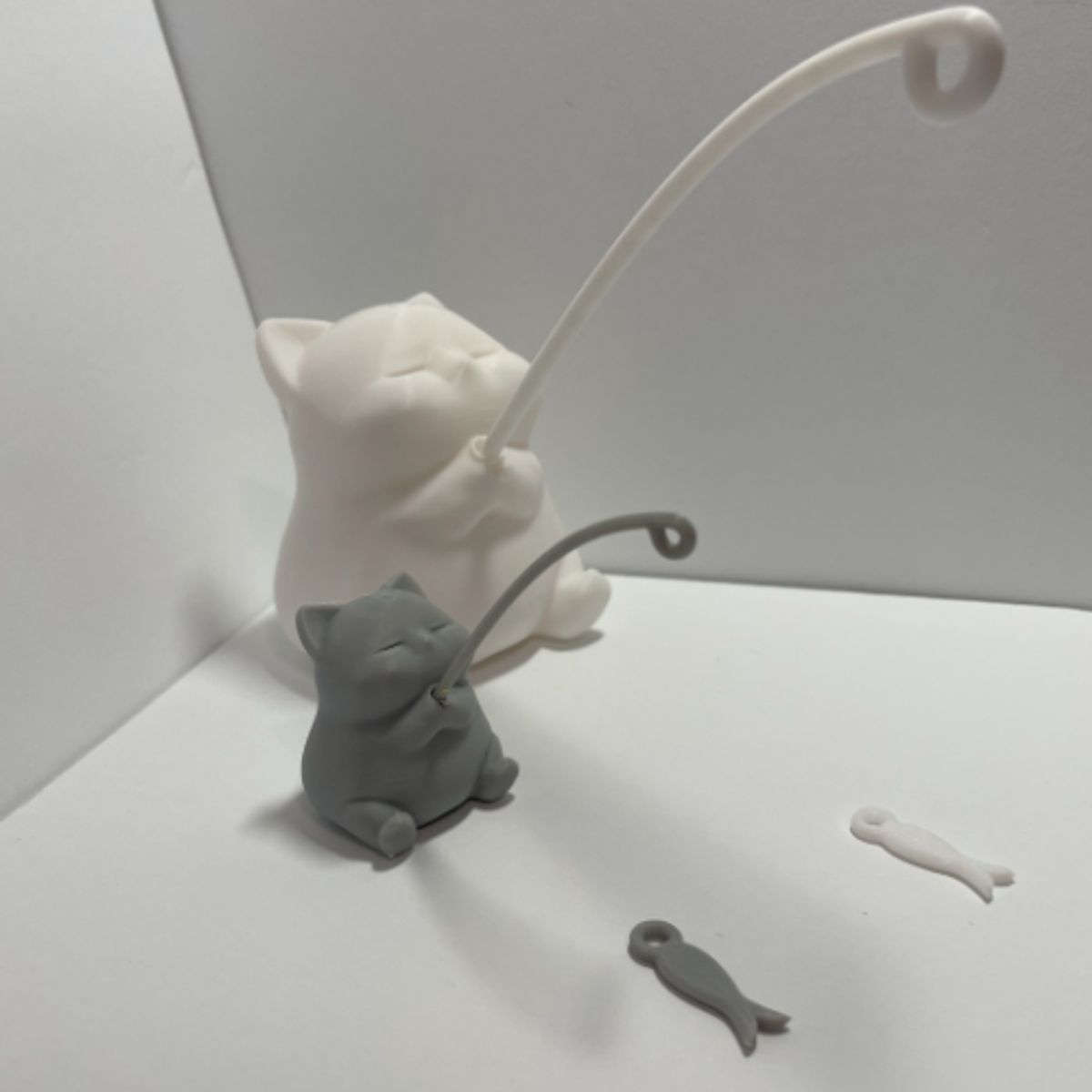 GENERICO - Mini Escultura- Gatito Pescando