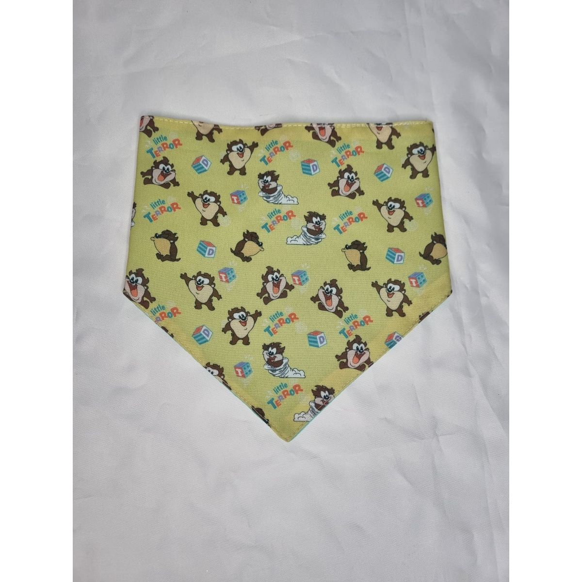 EL MUNDO DE EMMA - Bandana mascota animado amarillo talla XL