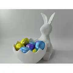 GENERICO - Conejita de Pascua con cesta de huevos